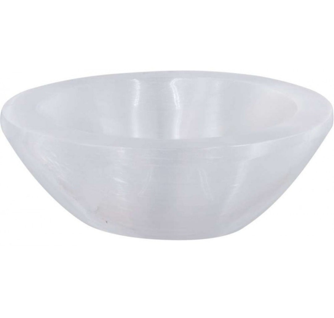 selenite round bowl emply